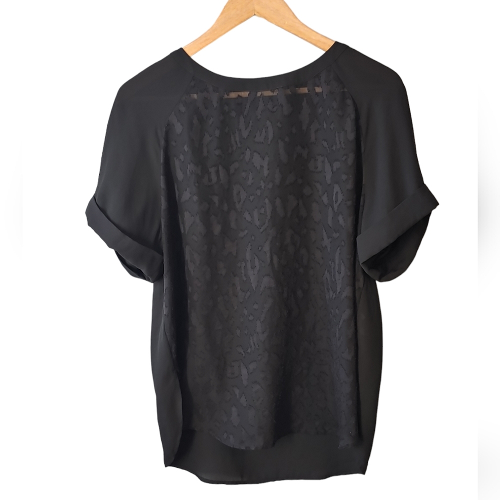 Banana Republic Black Short Sleeve Sheer Animal Print Blouse/Shirt Size L